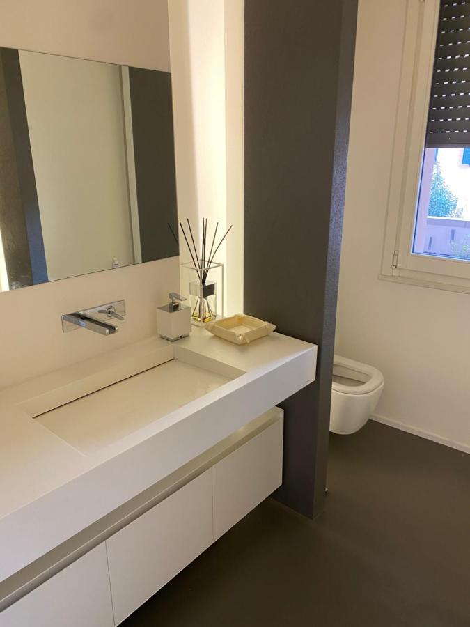 Via Cortirola Luxury Apartment Pesaro Exterior photo