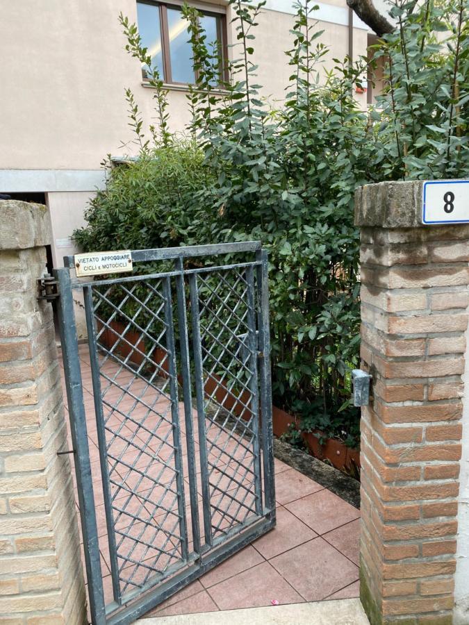 Via Cortirola Luxury Apartment Pesaro Exterior photo